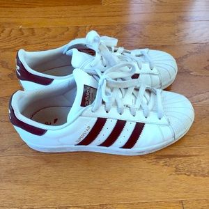 Adidas Men’s Size 6.5 (Women’s 8) Superstar
